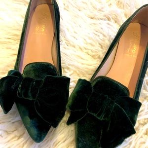 Velvet green flats with bow size 39